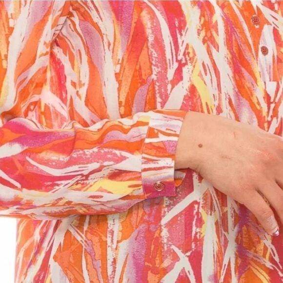 Zac & Rachel Button Sleeve Crepe Chiffon Blouse - Picture 4 of 10